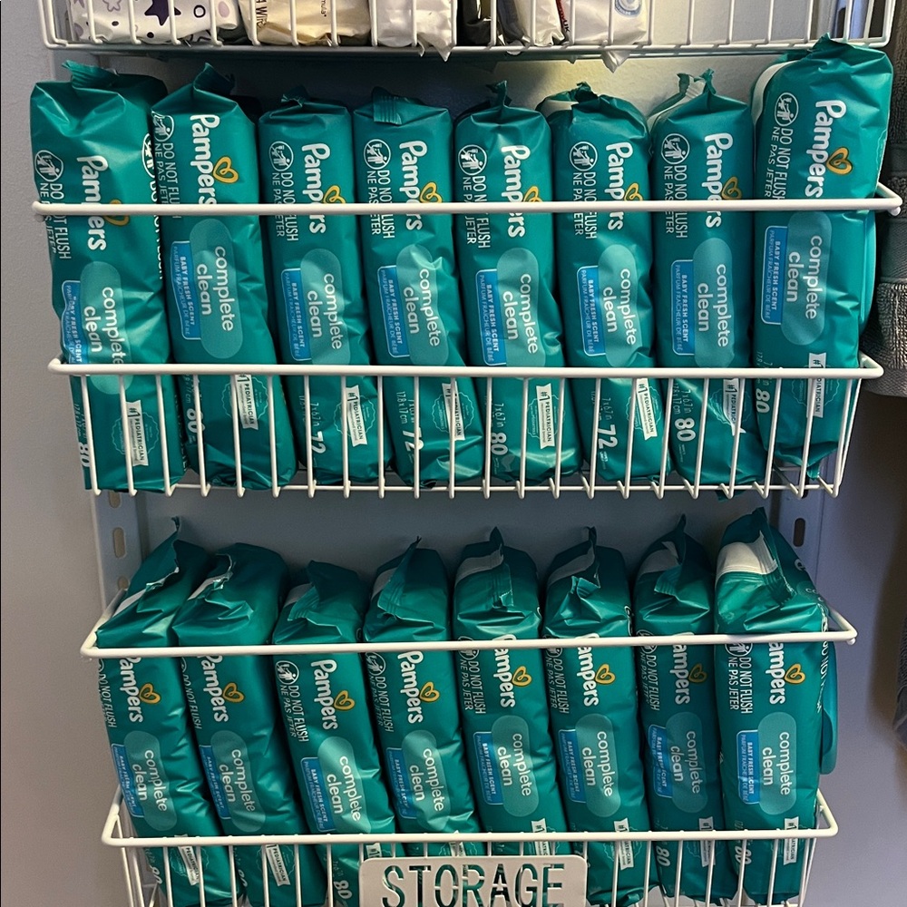 16 Pampers Complete Clean Baby Wipes